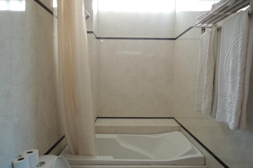Ocean Bay Hotel Nha Trang Quarto foto