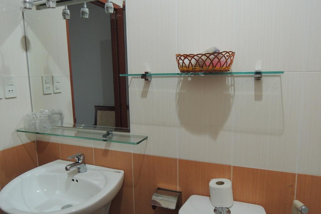 Ocean Bay Hotel Nha Trang Quarto foto