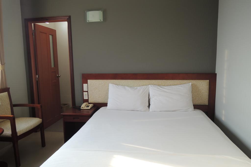 Ocean Bay Hotel Nha Trang Quarto foto